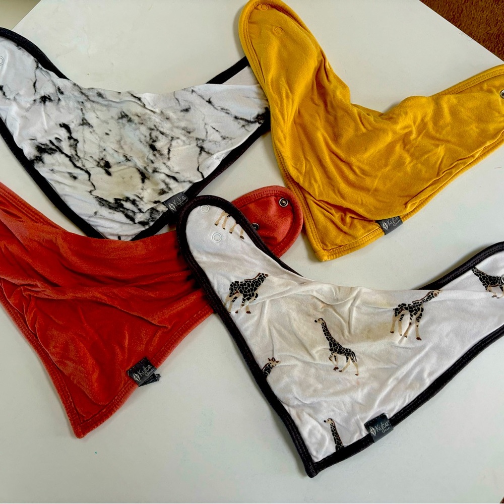 Kyte baby bibs-giraffe and marble